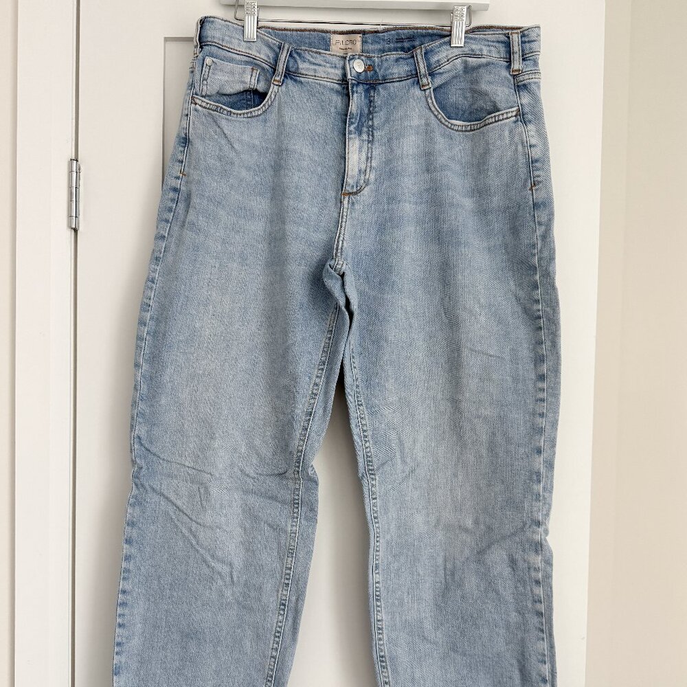 ANTHROPOLOGIE - Pilcro Baggy Boyfriend Mid-Rise Relaxed Jeans - Light Wash - 33